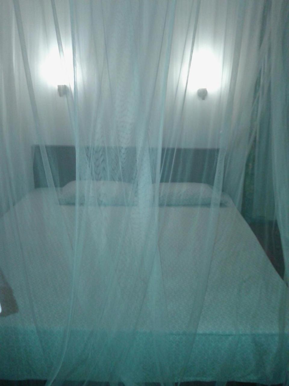 Bed and Breakfast Vivid Lanka Bentota Esterno foto