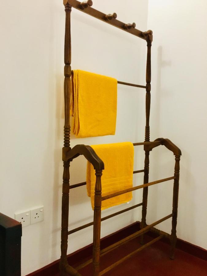 Bed and Breakfast Vivid Lanka Bentota Esterno foto