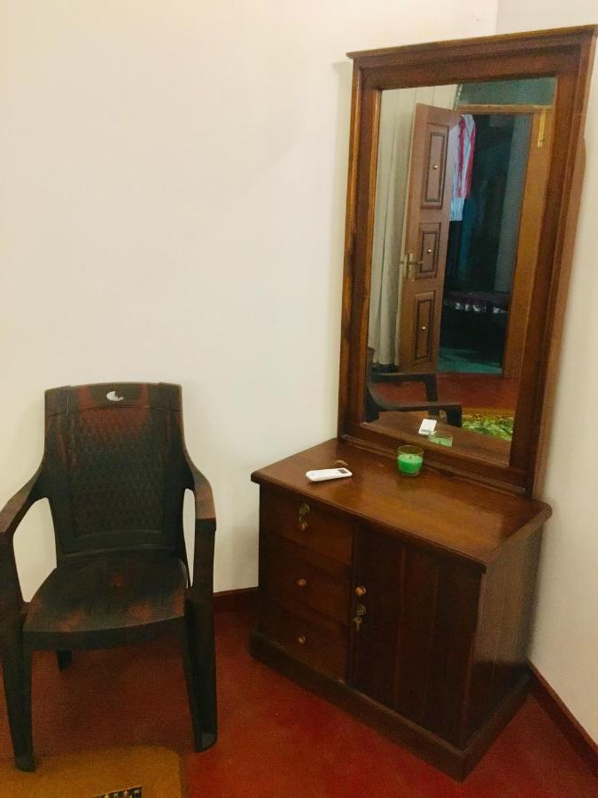 Bed and Breakfast Vivid Lanka Bentota Esterno foto